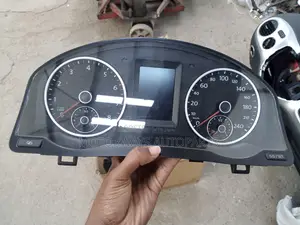 Volkswagen Tiguan Speedometer