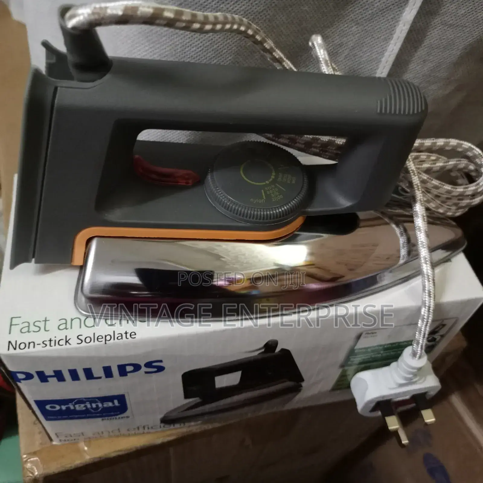 Philips Dry Iron Box