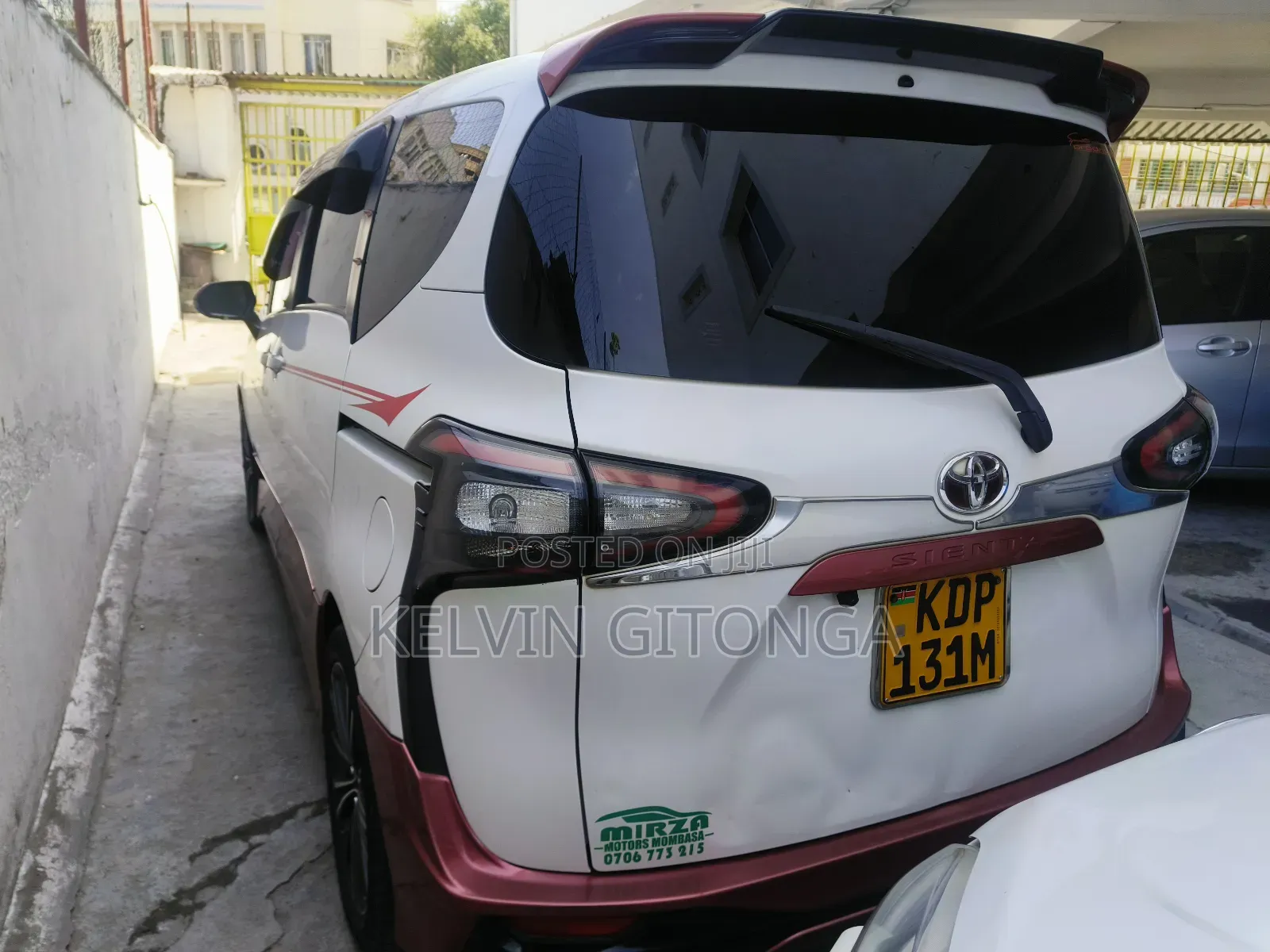 Toyota Sienta 2016 White