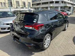 Toyota Auris 2017 Matt Black