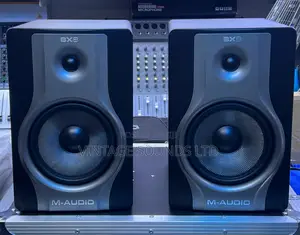 M Audio Bx8 Carbon Series Studio Monitors Speakers