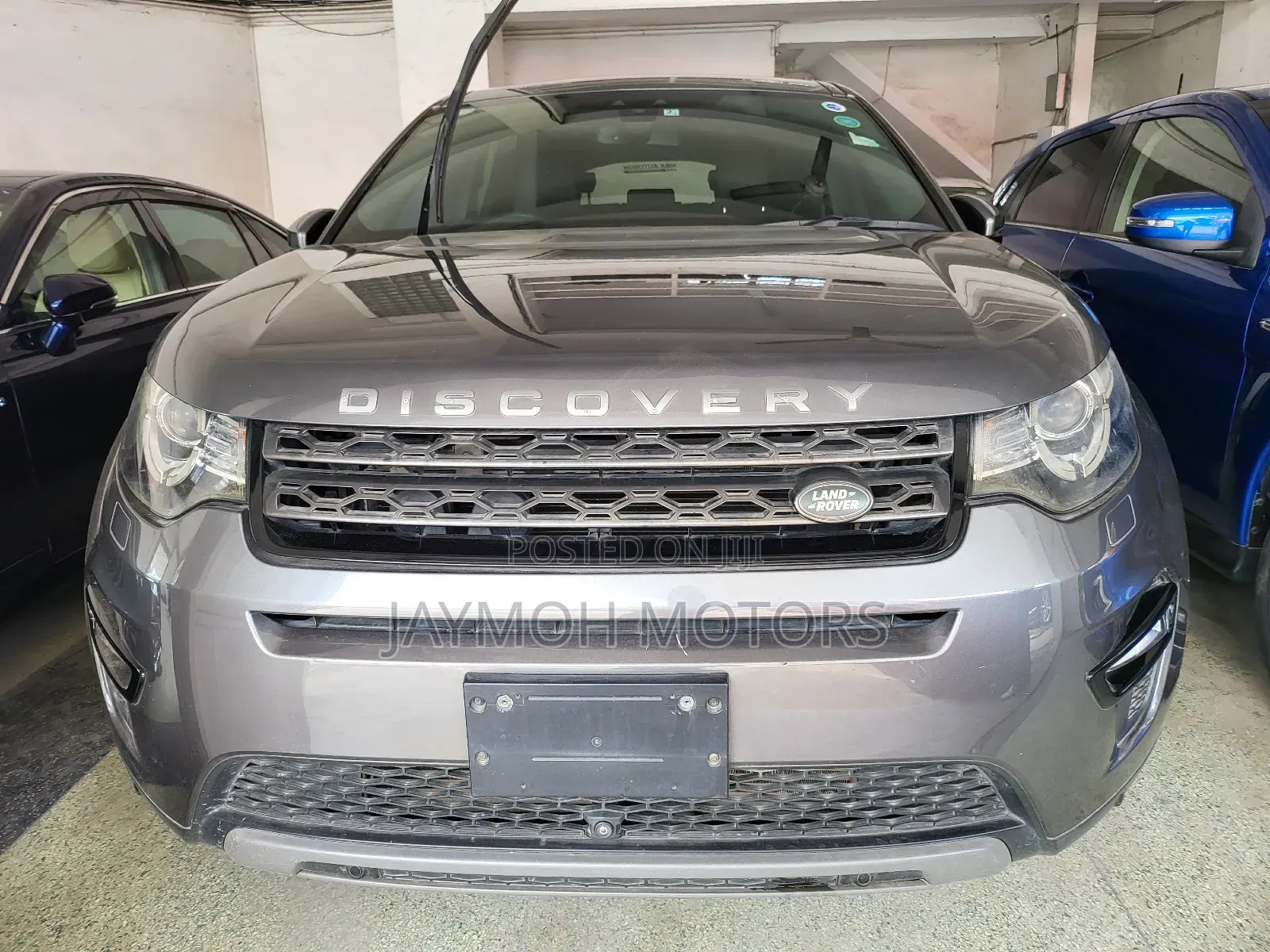 Land Rover Discovery 2017 Gray