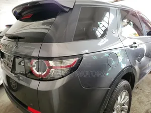 Land Rover Discovery 2017 Gray