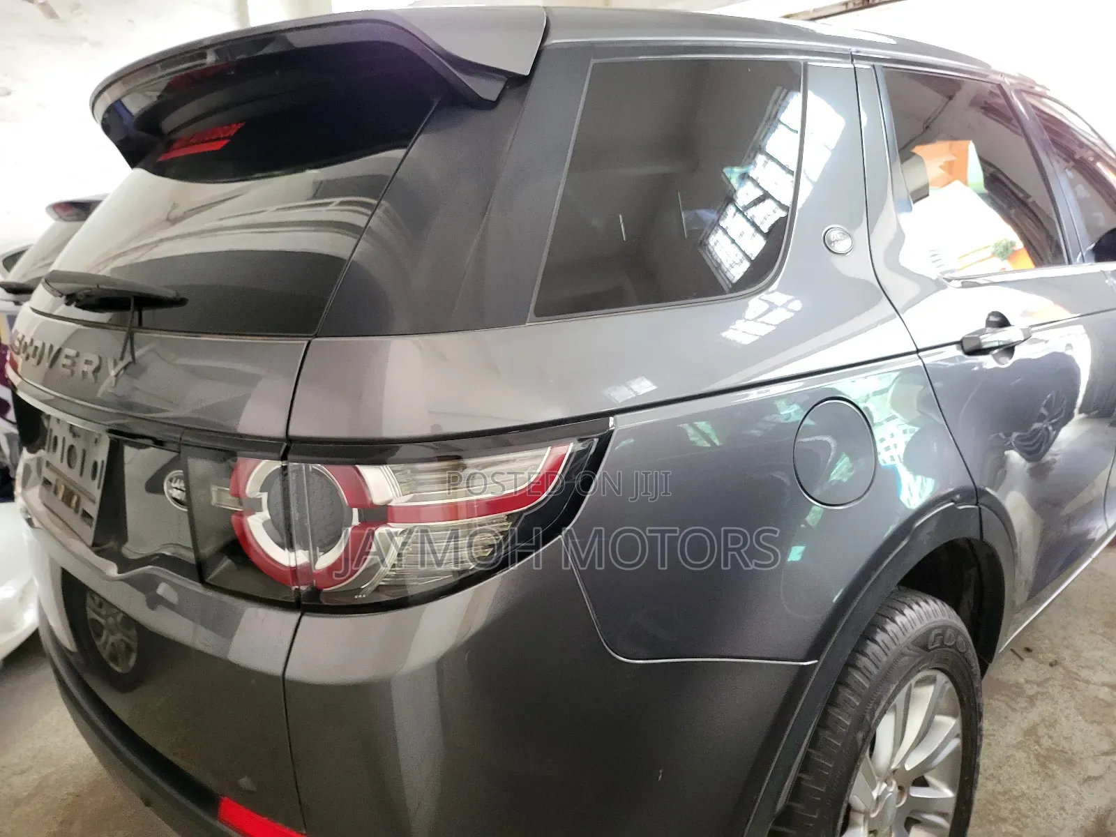 Land Rover Discovery 2017 Gray