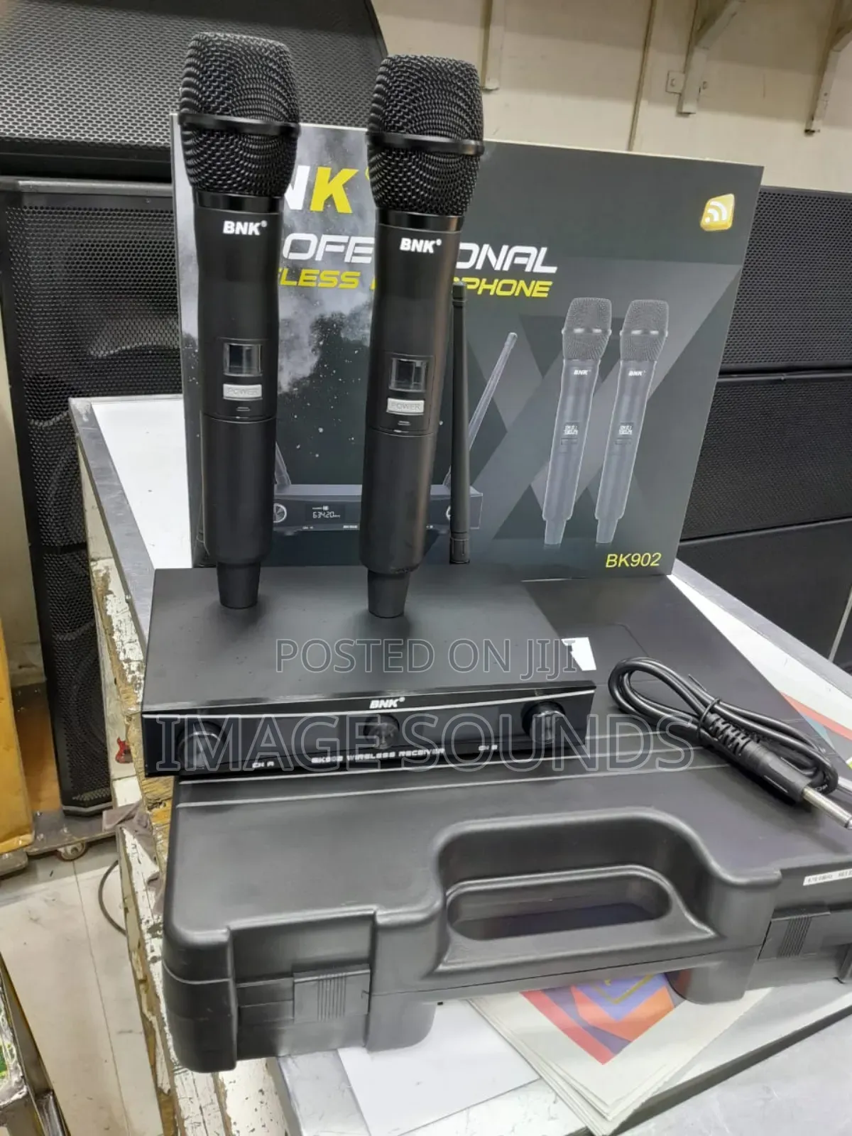 BNK-Bk902, Wireless With Plastic Case Microphone