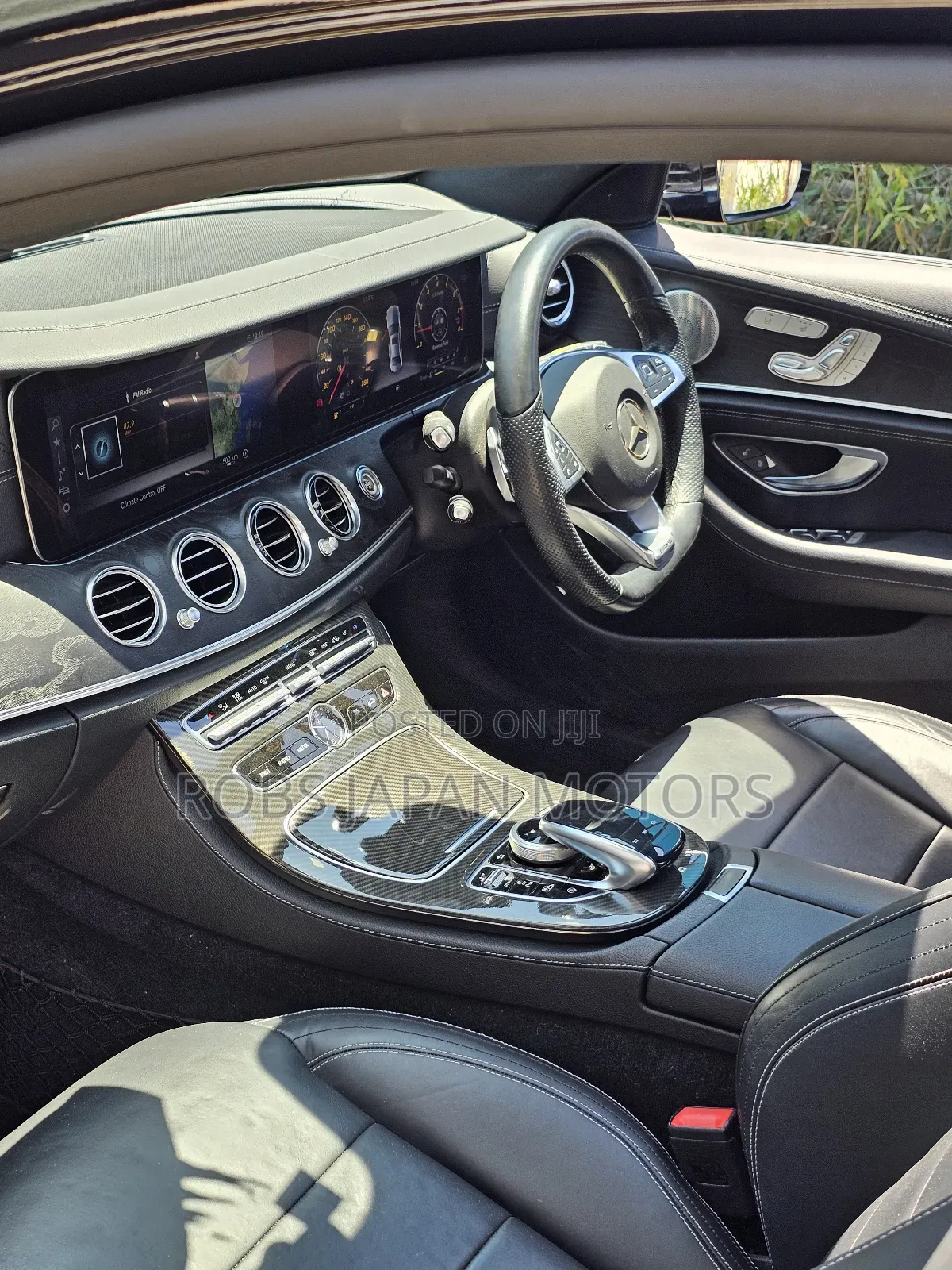 Mercedes-Benz E200 2017 Matt Black