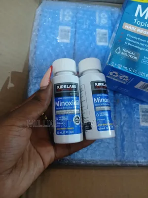 Kirkland Minoxidil 5% Extra Strength Hair Regrowth 1 Month
