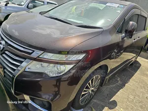 Nissan Elgrand 2017 Brown