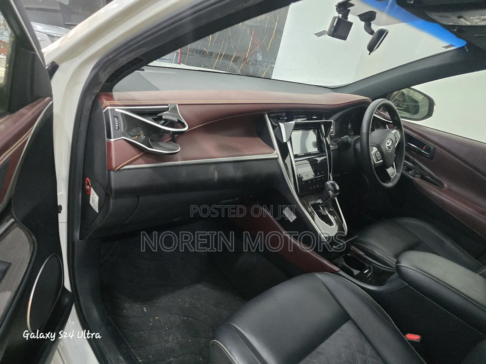 Toyota Harrier 2018 Off white