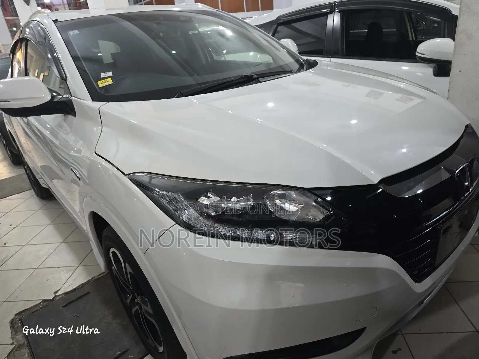 Honda Vezel 2017 Off white