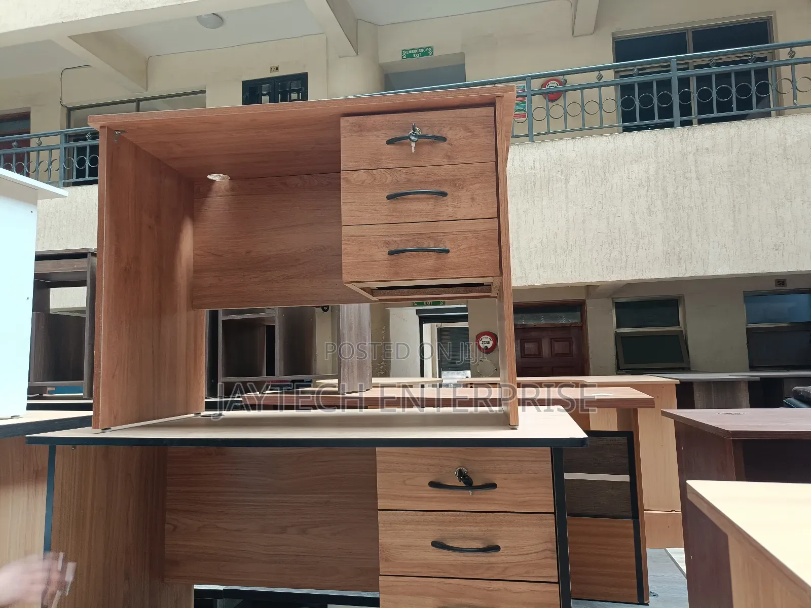 Office Desk