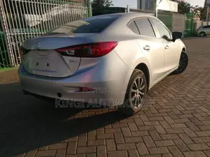 Mazda Axela 2017 Silver