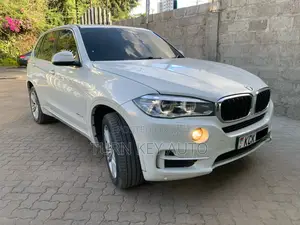 BMW X5 xDrive35i 4dr SUV AWD (3.0L 6cyl Turbo 8A) 2015 White