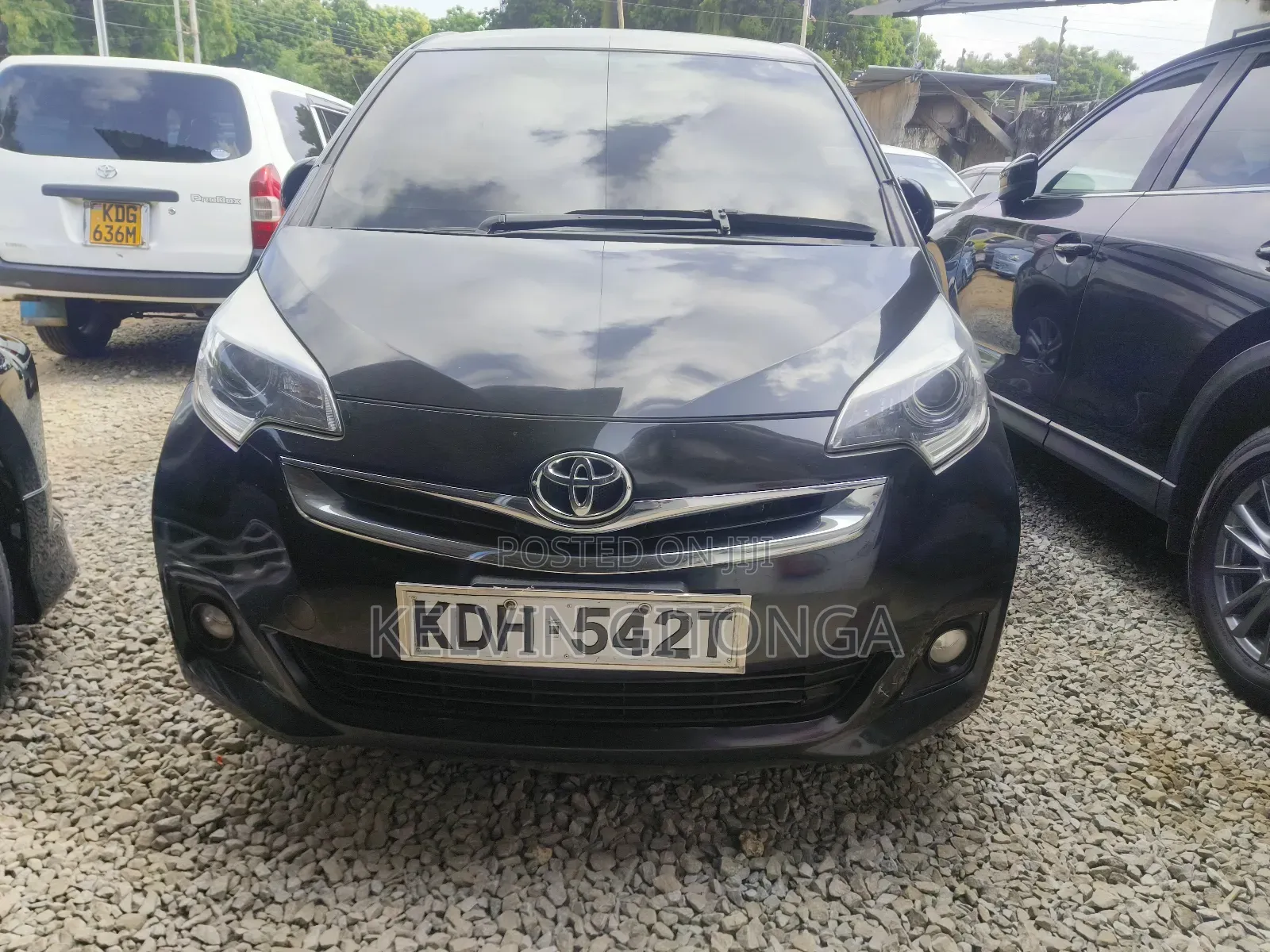 Toyota Ractis 2015 Black