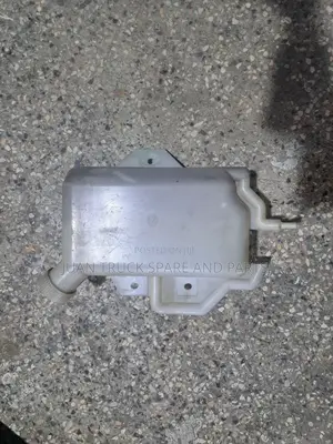 Radiator Reservoir Tank Isuzu FRR 90