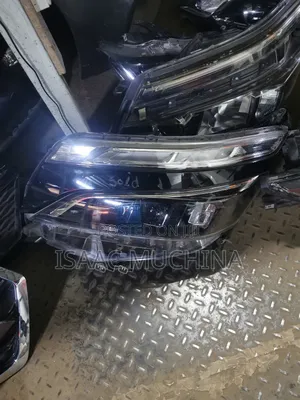 Voxy 2018 Headlight