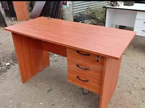Paradisiac Office Desk