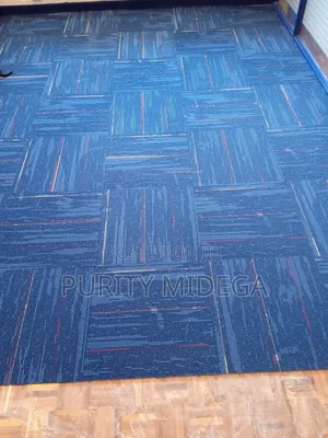 Blue Carpet Tiles Square Shaped