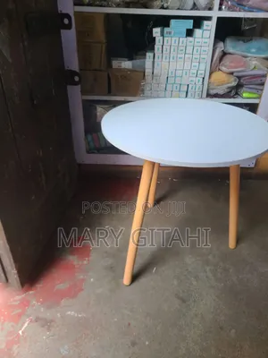 Stable *Nordic Style Round Coffee Tables*