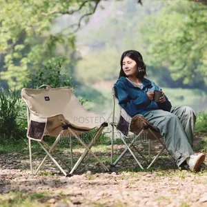 -* Naturehike Folding Moon Chair.