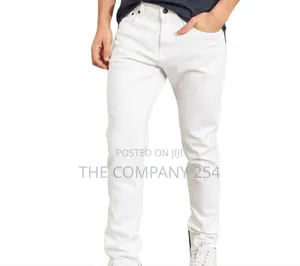 Plain Off White Designer Amiri One Cut Denim Jeans
All Sizes