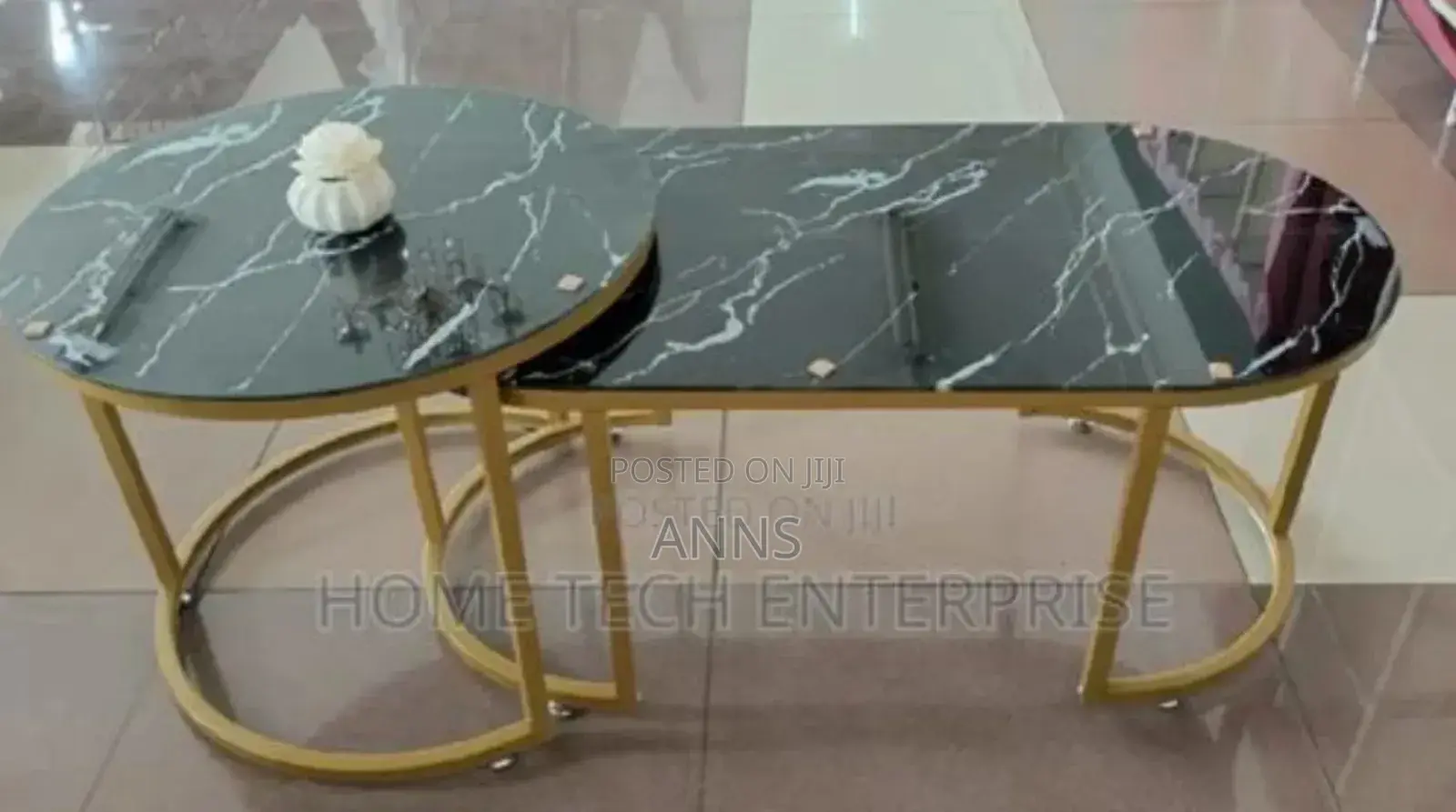 Nesting Table