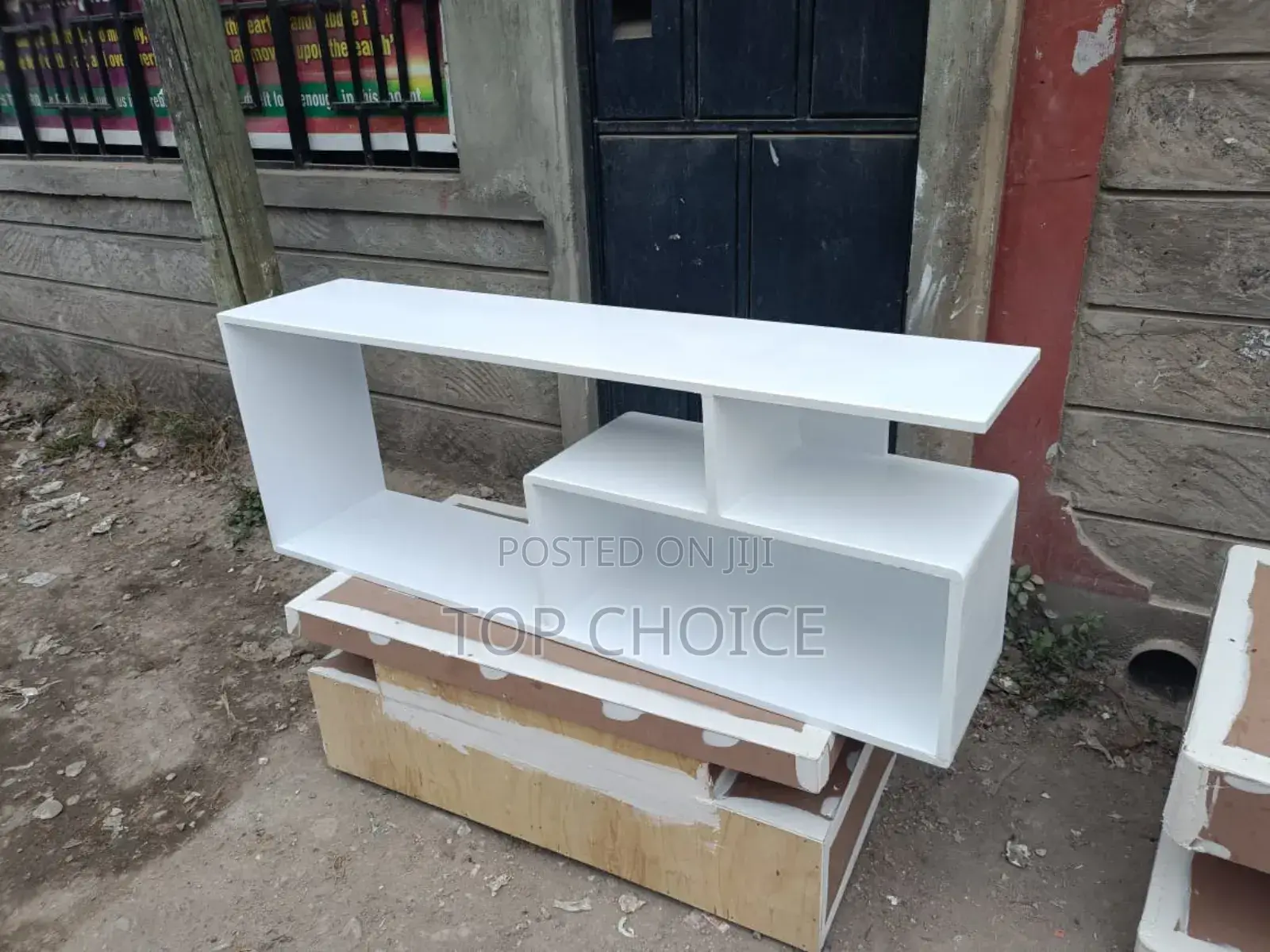 Tv Stands (White).
