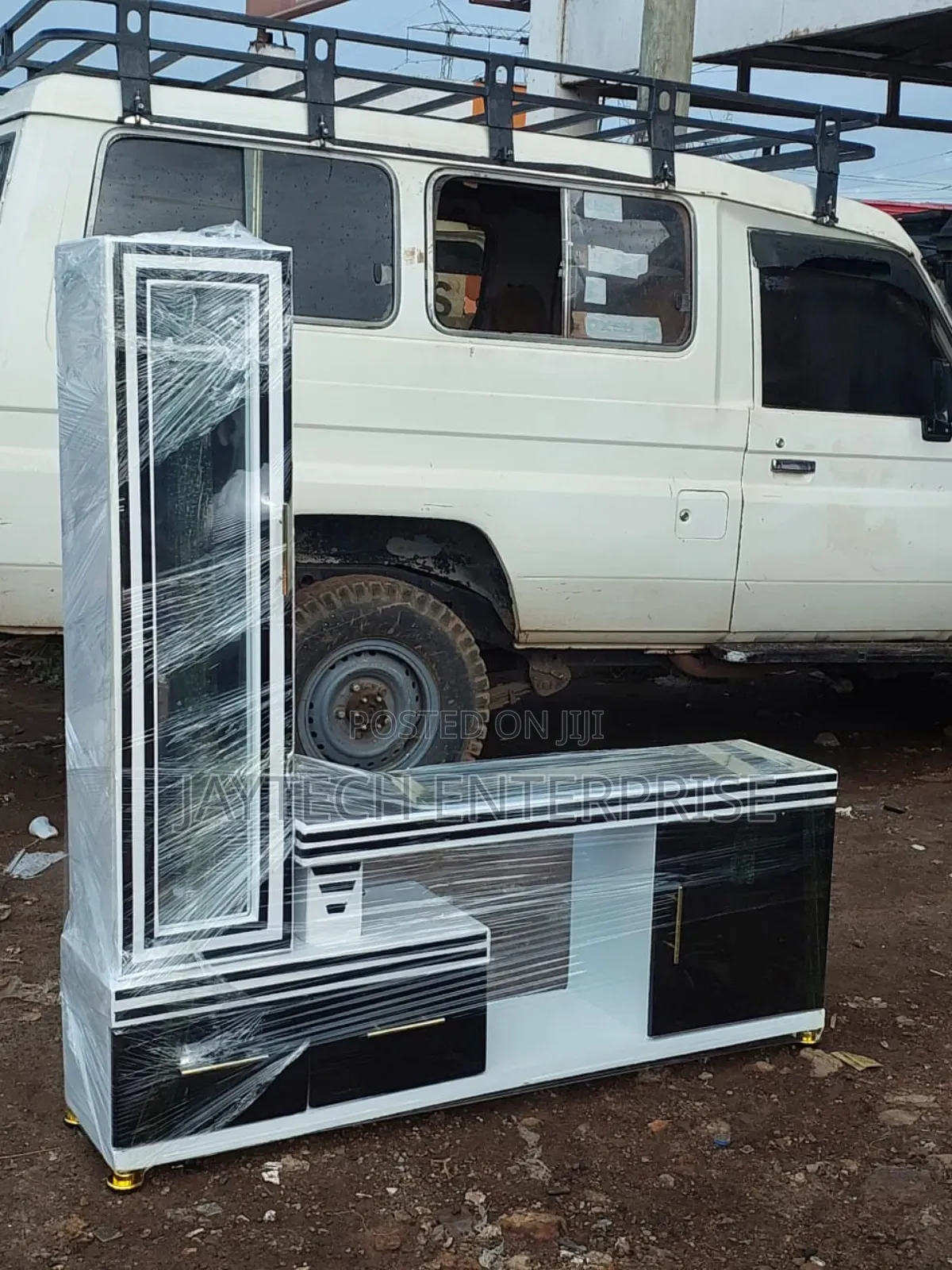 Modern Tv Stand