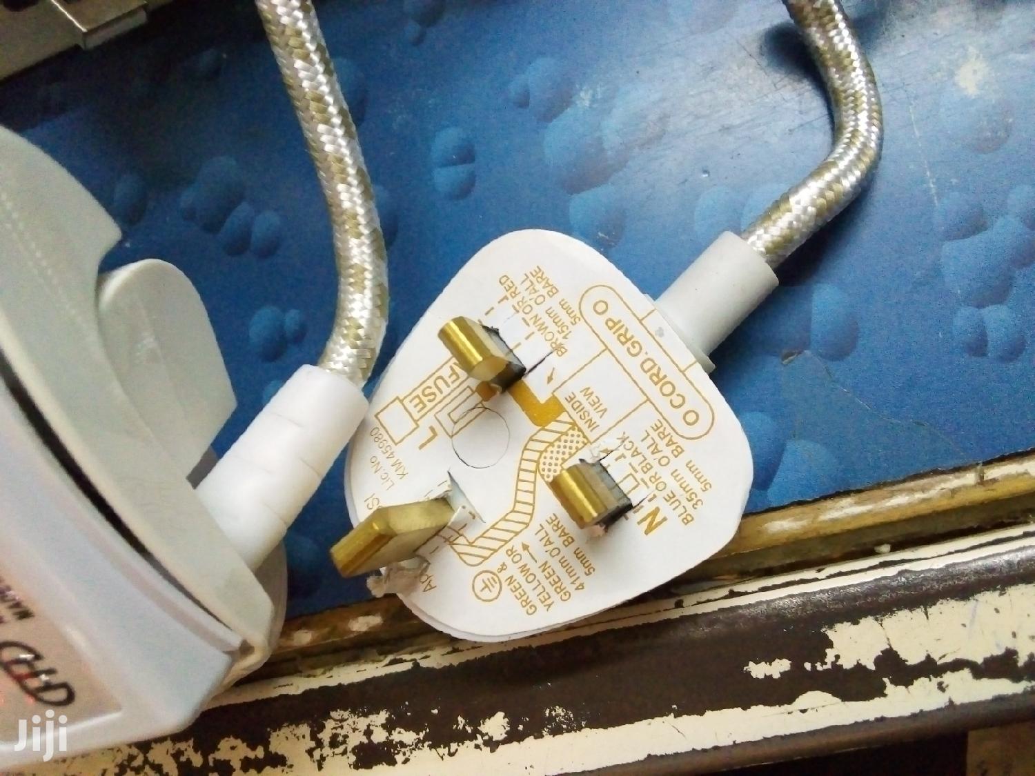 Travel Iron Box