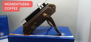 Moment Coffee Lock
