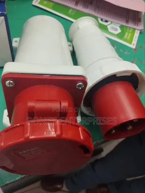 Industrial Socket 63 Amps 4 Pin