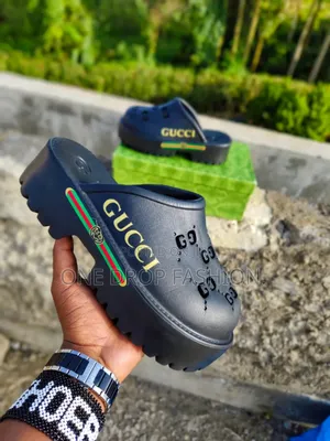 Unisex Gucci Shoes