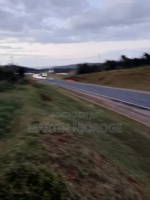 1⁄2 Acre Nyambari, Uplands