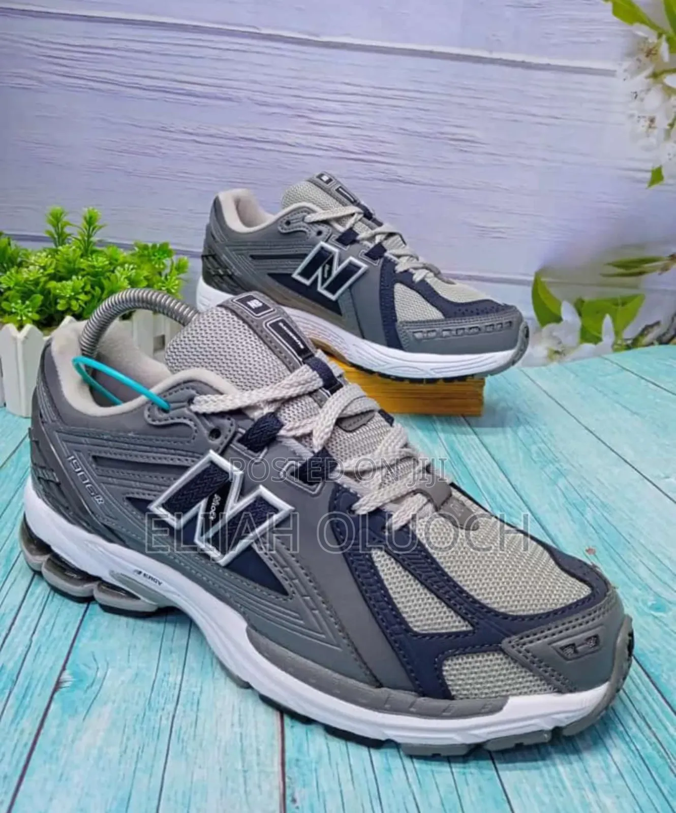 New Balance 1906 Sneakers