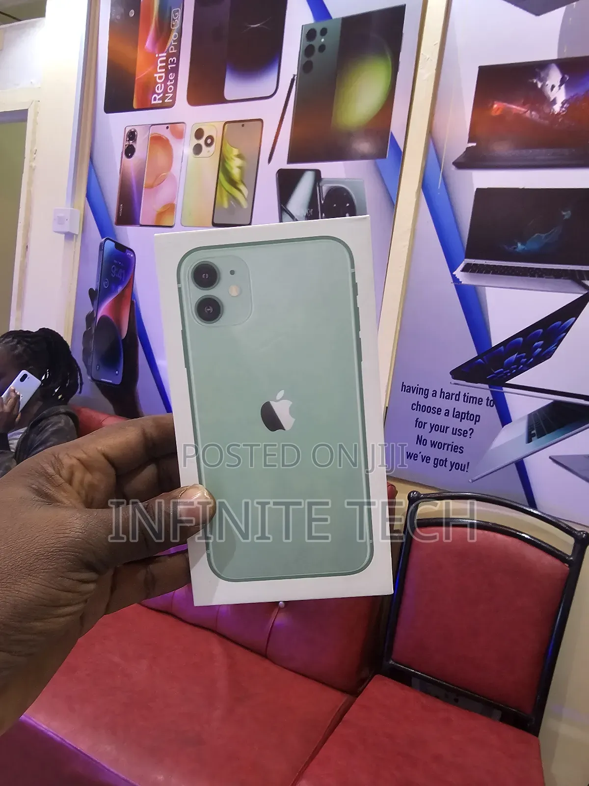 New Apple iPhone 11 128 GB Green