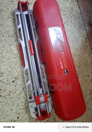 Rubi Tile Cutter Machine