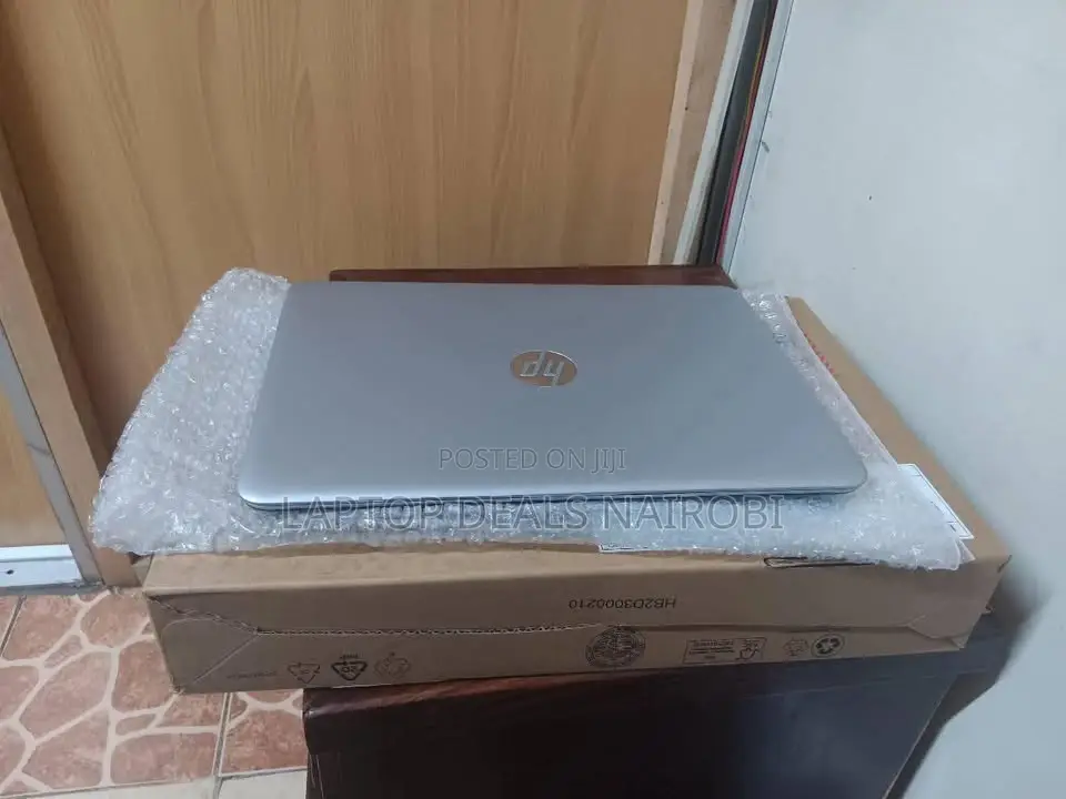 Laptop HP EliteBook 820 8GB Intel Core i5 HDD 500GB