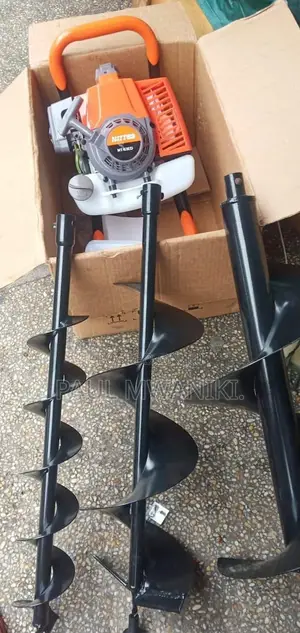 Petrol Earth Auger