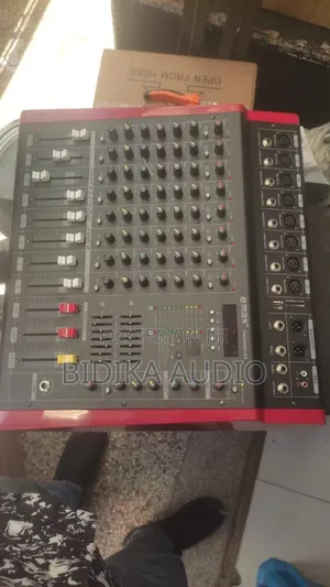 New Max Mixer 8 Channels