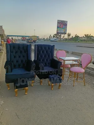Velvet Black Pedicure Seats and Pink Manicure Set, 