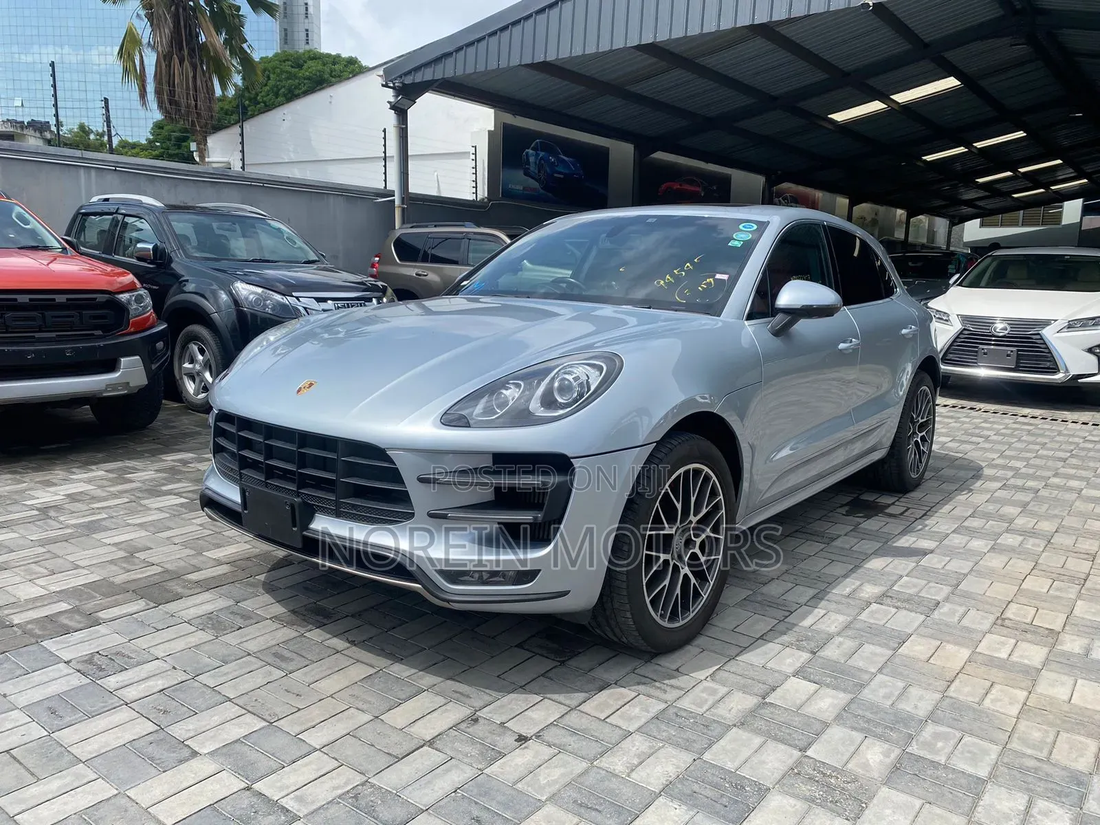 Porsche Macan 2016 Gray