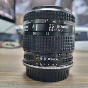 AF Nikkor 35-80mm 1: 4-5.6d