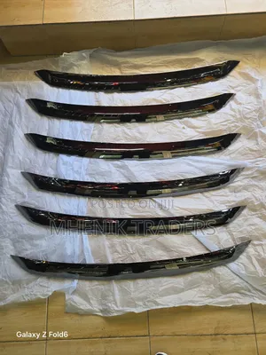 Harrier Bonnet Chrome