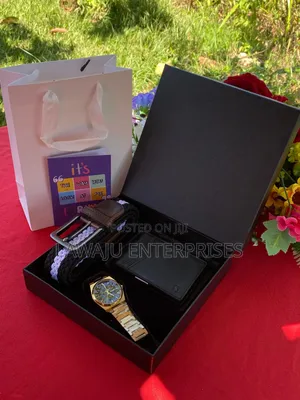 Men's Black and White Wooven Belt Valentine Gift Set