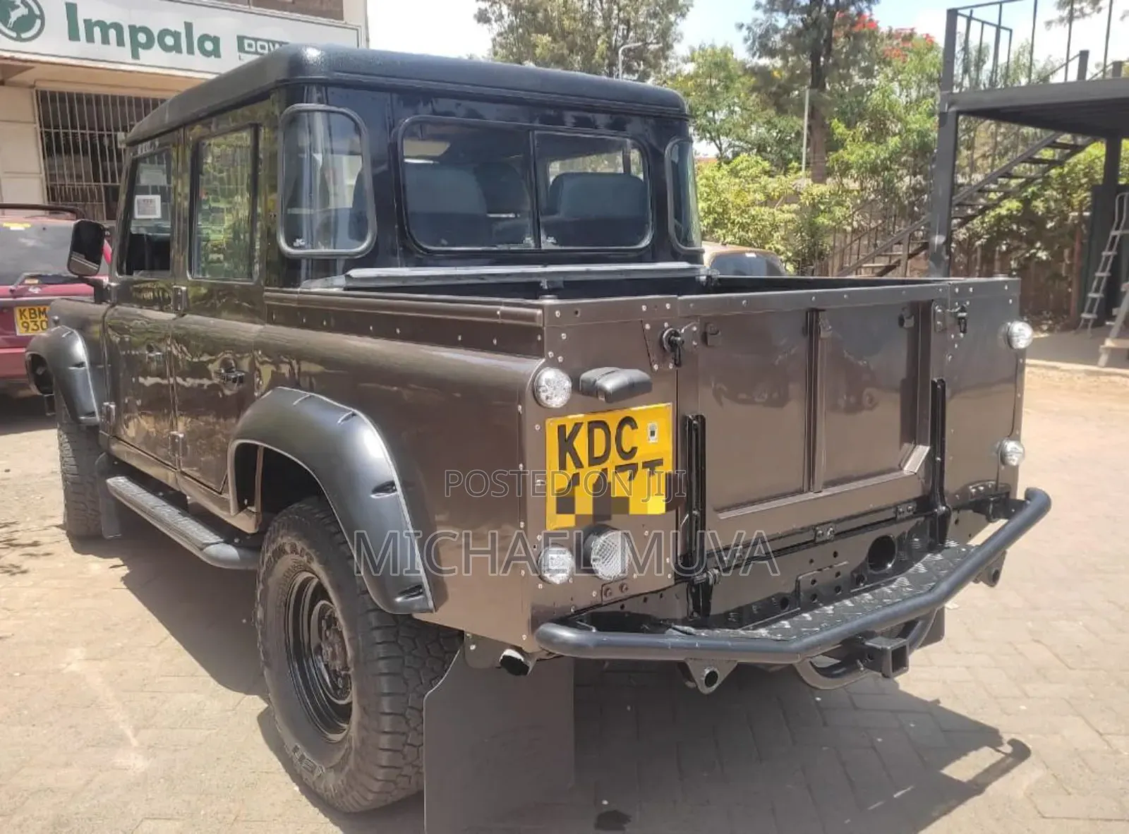 Land Rover Defender 2010 Brown