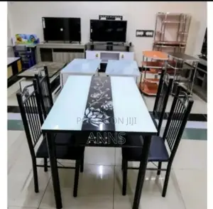 4sitter Dining Table- Black and White
