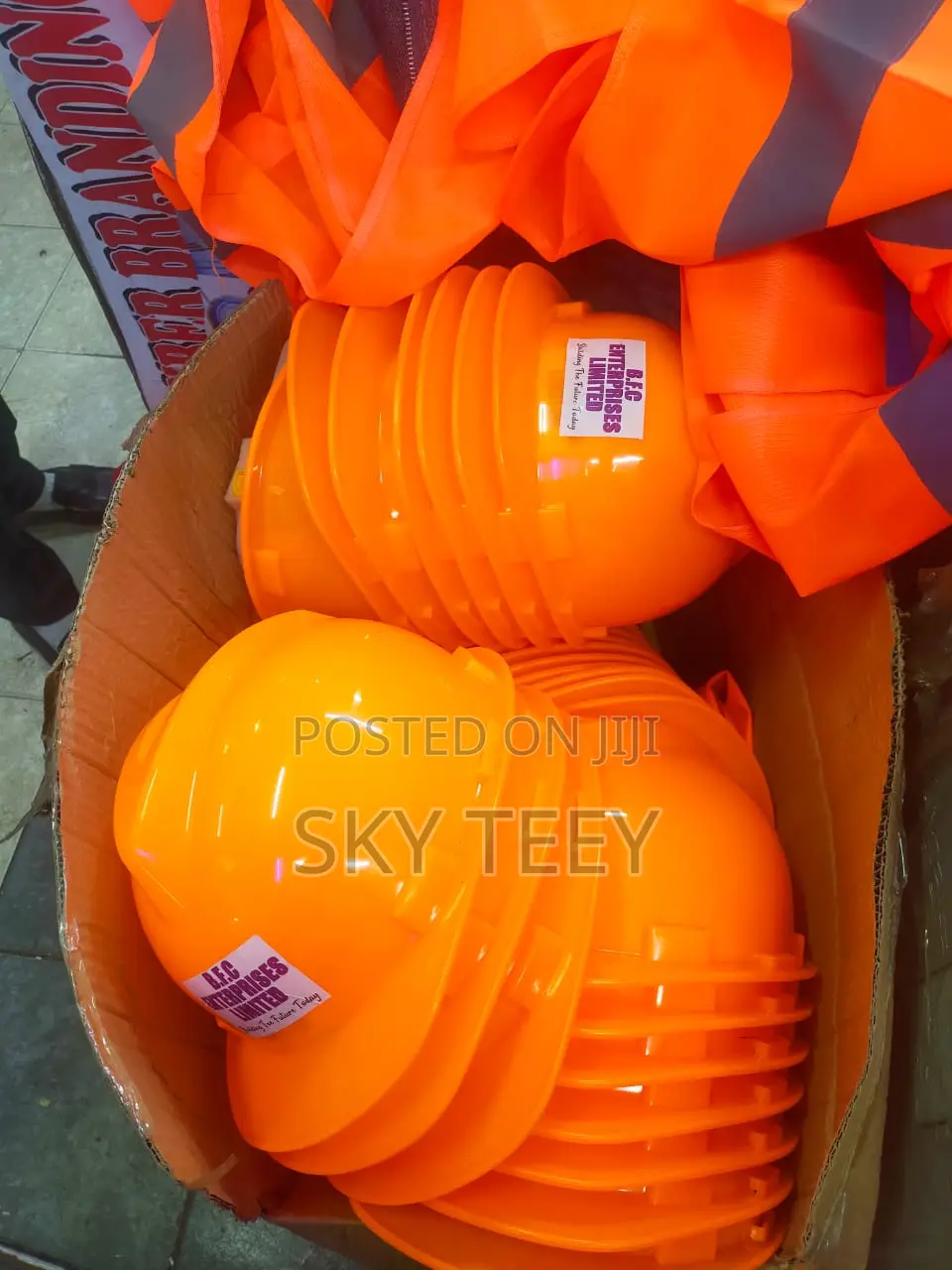 Reflectors Branding