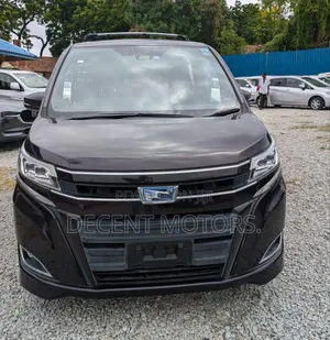 Toyota Voxy 2018 Purple