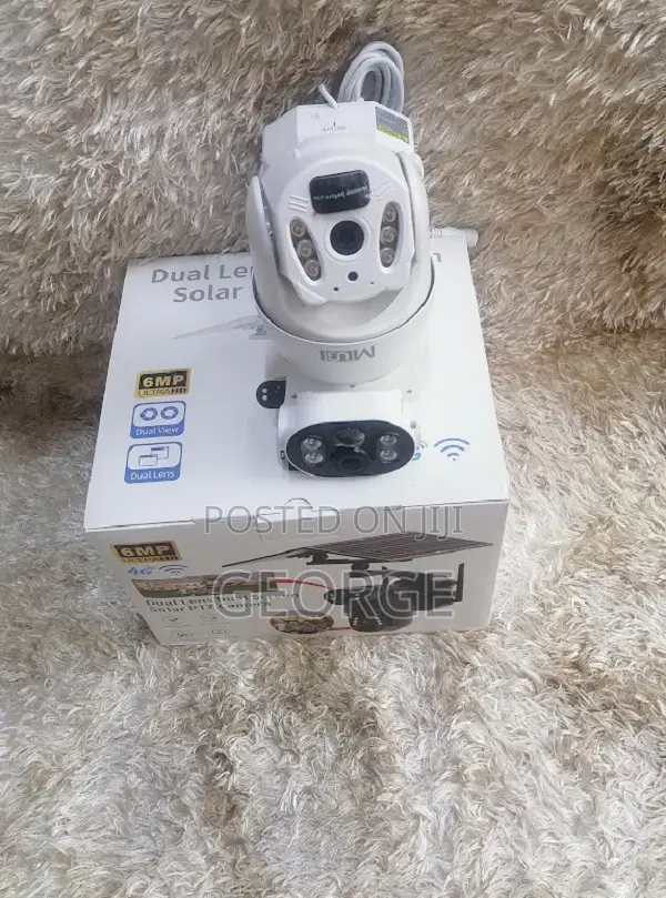 PTZ Dual Solar Panels Camera. With Dual Lens Cameras