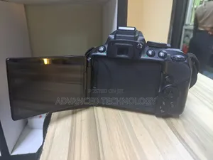 Exuk Nikon D5300 With a Bag